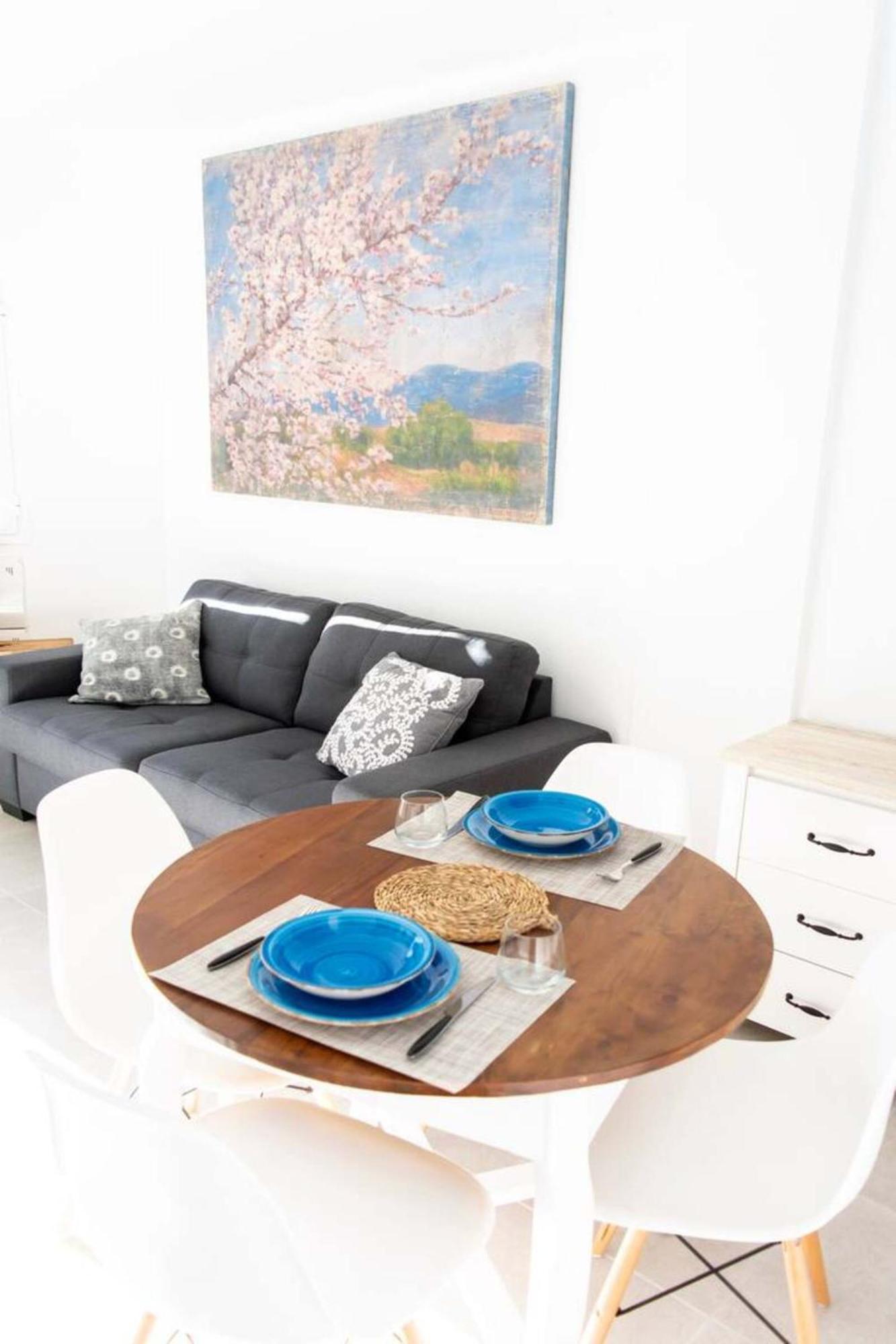 B-rent Sun Cerezo Pool Appartement *